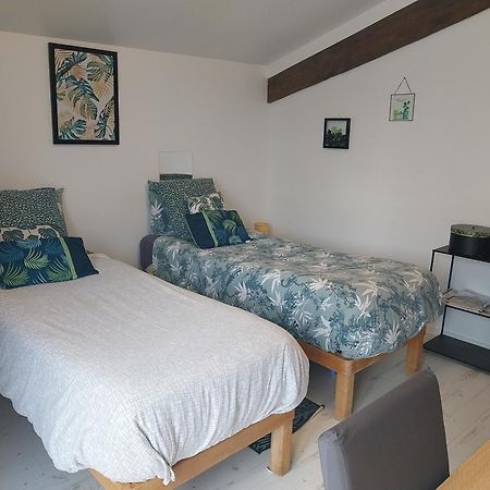Un Air De Campagne Bed & Breakfast Millac  Exterior foto